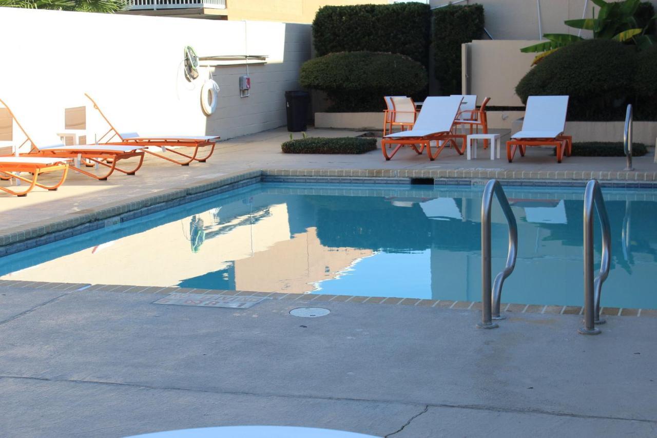 Holiday Inn Baton Rouge-South By Ihg מראה חיצוני תמונה