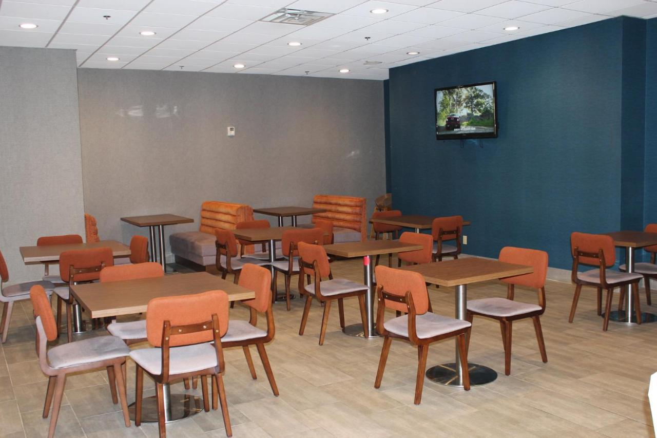 Holiday Inn Baton Rouge-South By Ihg מראה חיצוני תמונה