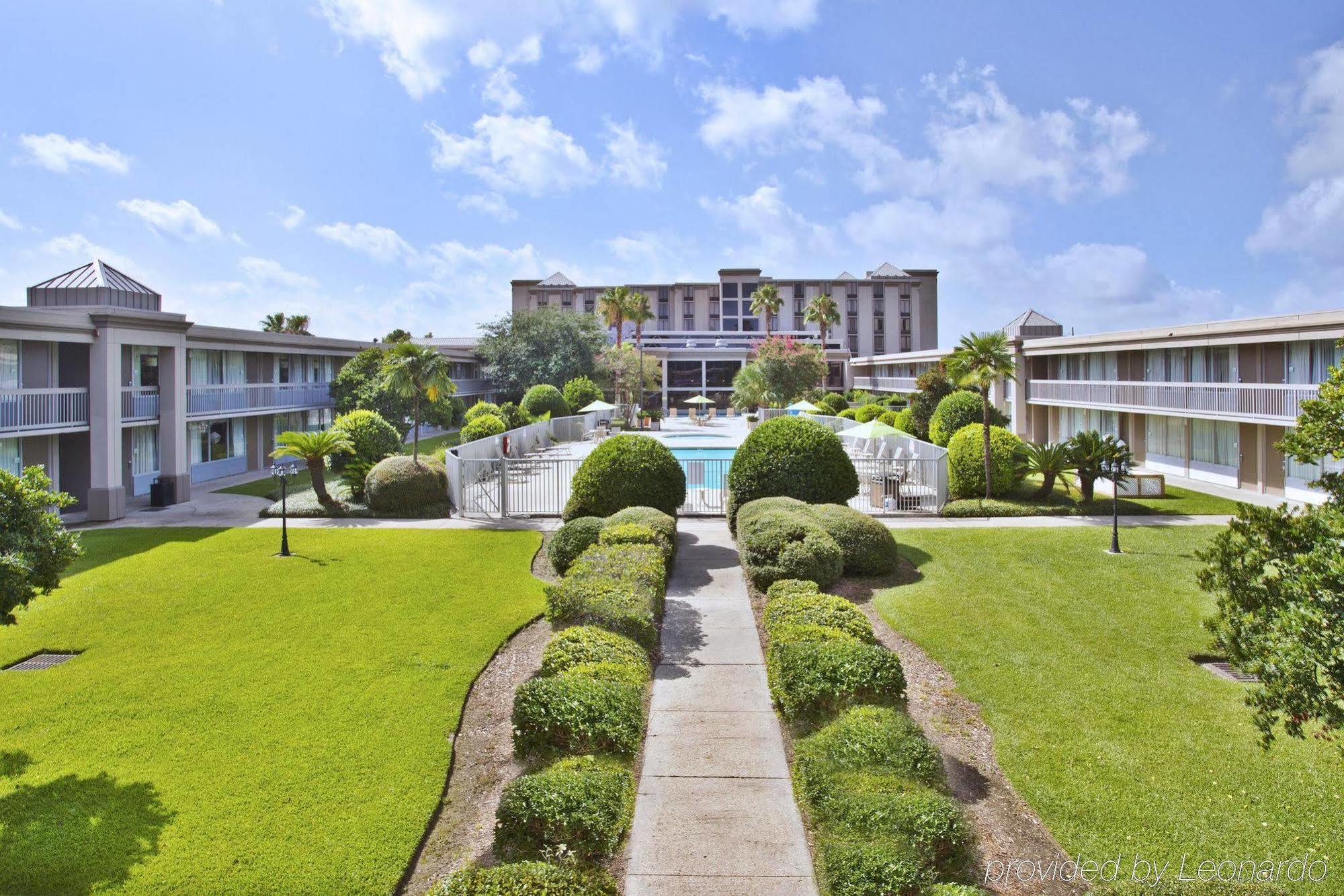 Holiday Inn Baton Rouge-South By Ihg מראה חיצוני תמונה