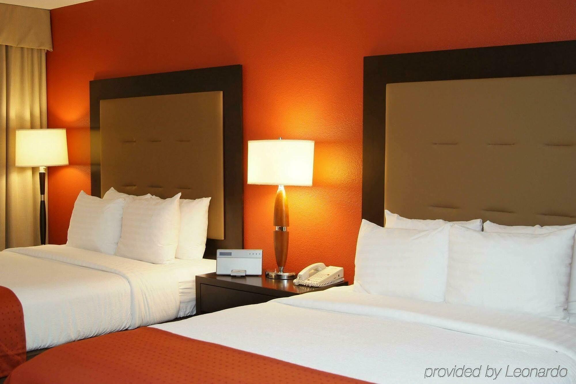 Holiday Inn Baton Rouge-South By Ihg מראה חיצוני תמונה